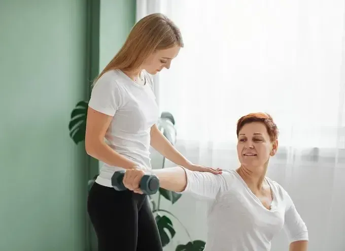 Роль фізичної терапії у відновленні після інсульту
