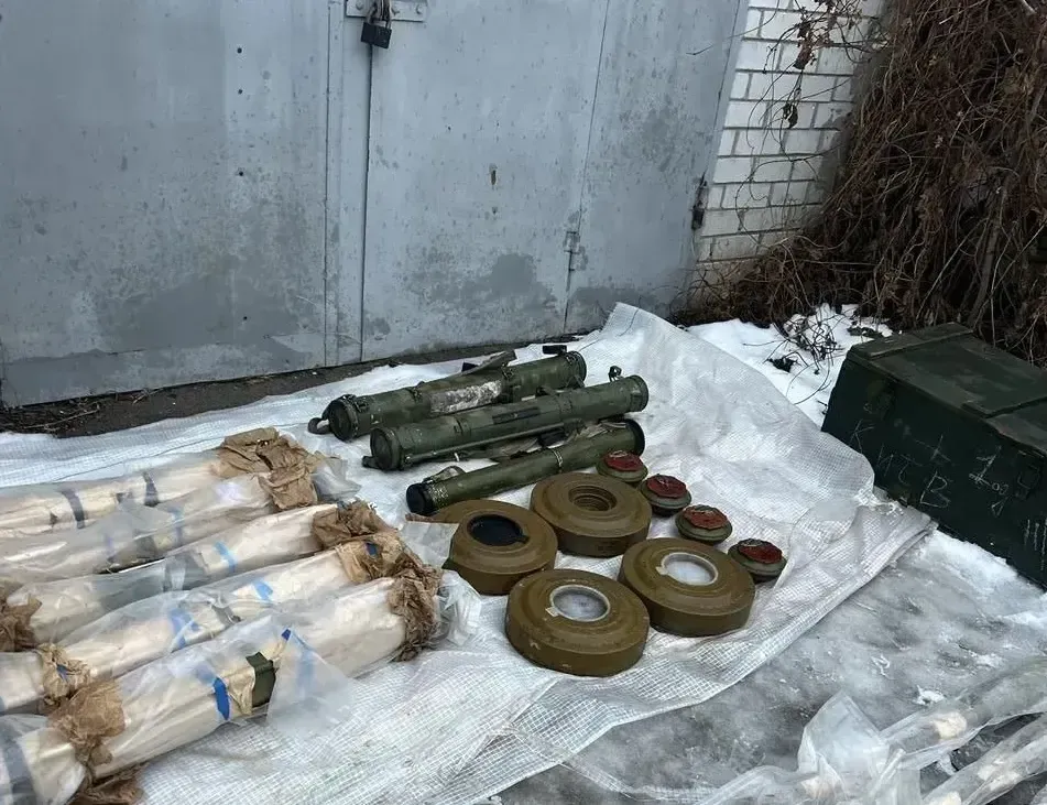 У Харкові в гаражах ховали склад боєприпасів