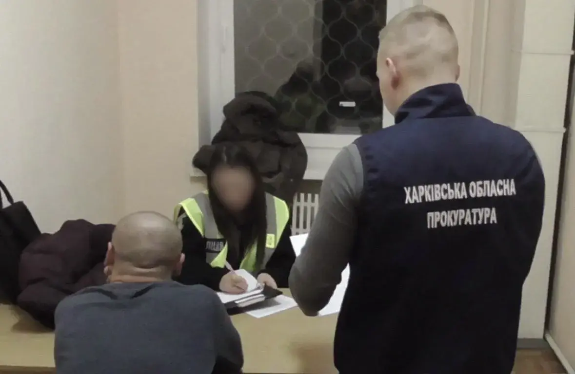 У Харкові невідомі побили і пограбували військовослужбовця