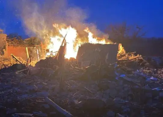 Удар по багатоповерхівці та атака по житловому сектору: подробиці обстрілів у Харкові та Слатине