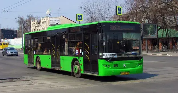 У Харкові цілий місяць до кладовища курсуватиме спеціальний автобус