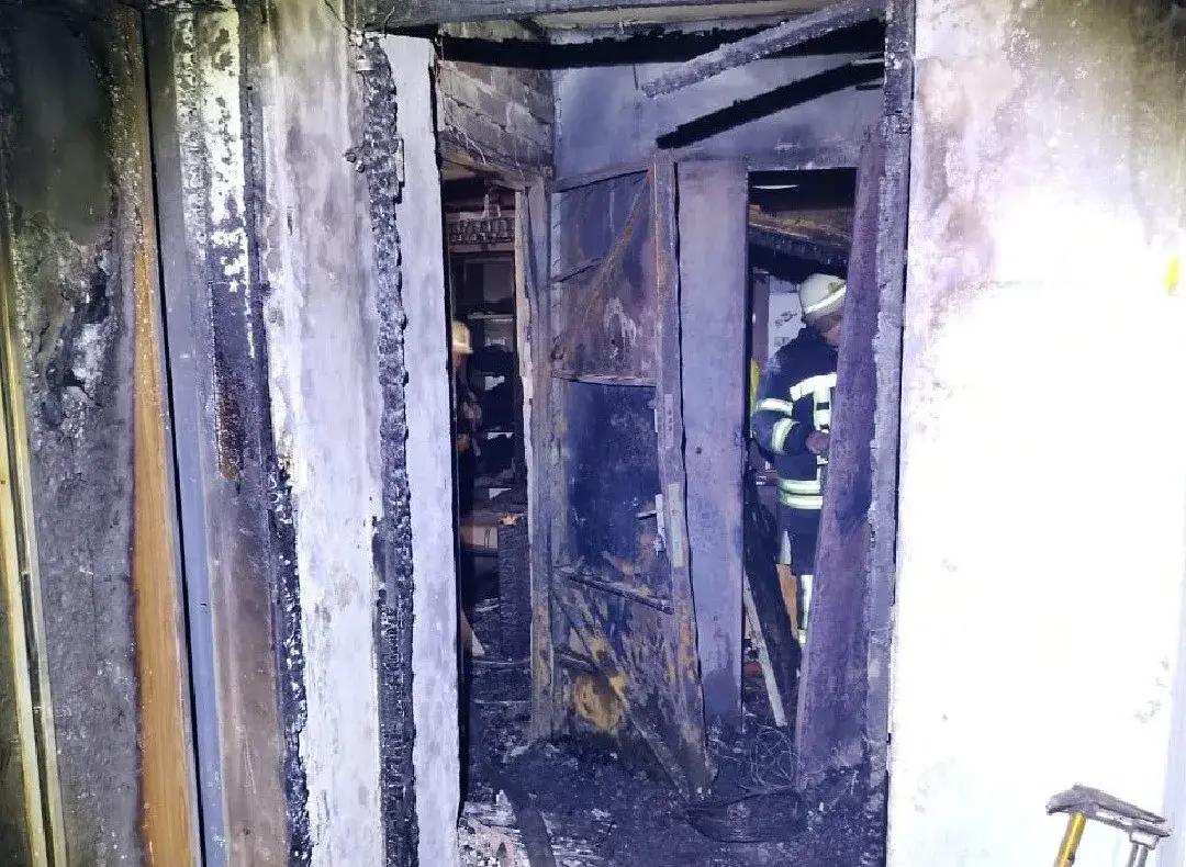 Пожежа у багатоповерхівці на Біблика у Харкові сталася через умисний підпал - постраждали люди