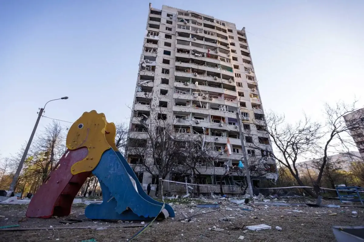 Харків оговтується після ракетного удару в Страсну пʼятницю: що з постраждалими