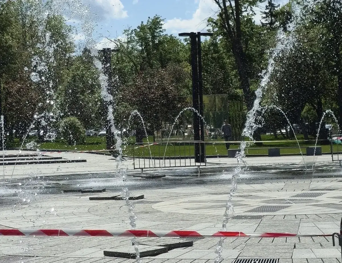 Днями у Харкові запрацює сухий фонтан біля Держпрому