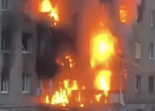 В багатоповерхівку в центрі Харкова прилетів «шахед» - під завалами люди