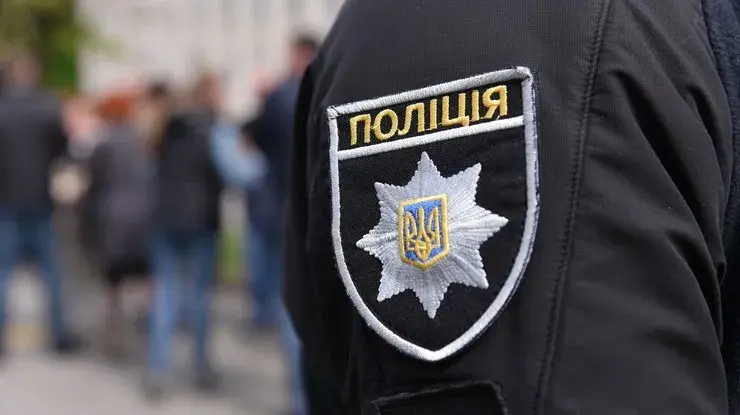 На Харківщині чоловік побив поліцейського під час перевірки документів