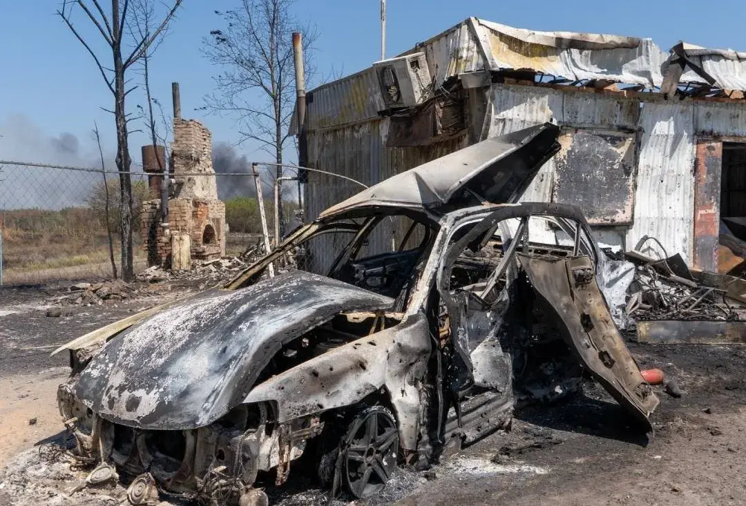 Поліція евакуює Новоплатонівку на Харківщині після обстрілу — люди відмовляються виїжджати