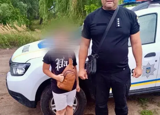 На Харківщині поліцейські оперативно розшукали зниклого 11-річного хлопчика