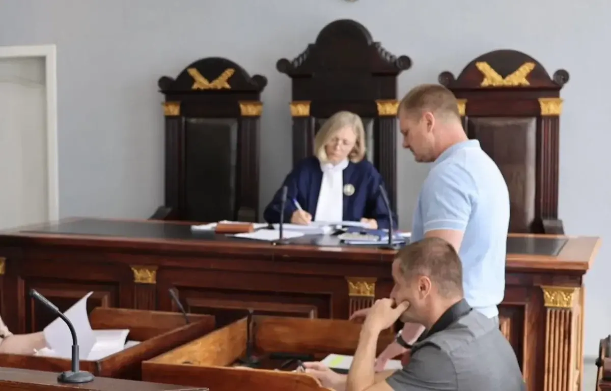 Напав з ножем просто на вулиці: харків’янину повідомили про підозру у вбивстві