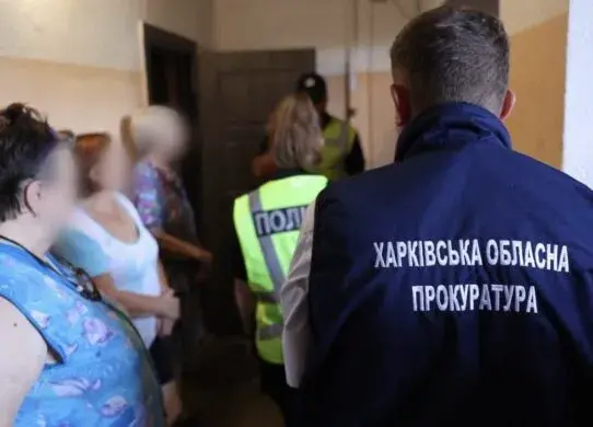 У Харкові напали на 89-річну матір військового
