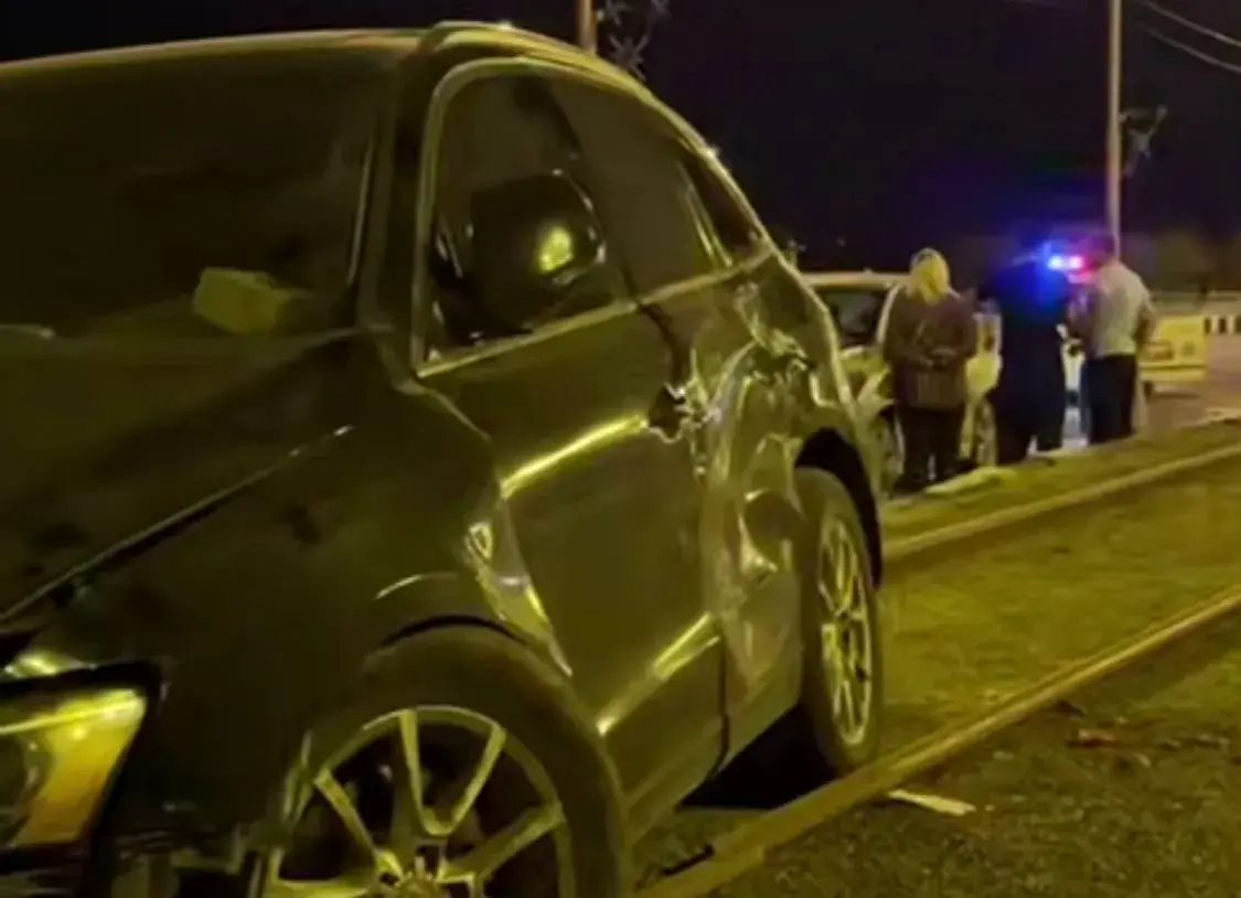 У Харкові 14-річний підліток катався на батьківській машині та влаштував ДТП