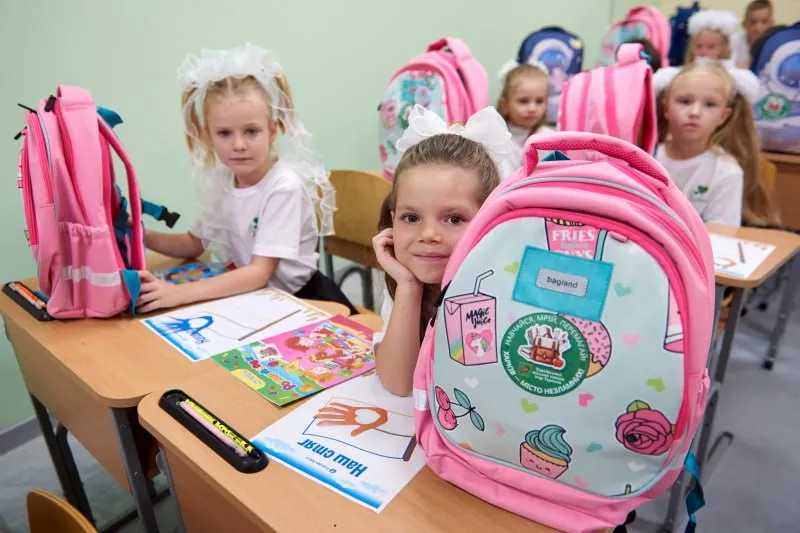 У Харкові сьогодні відкрили три підземні школи