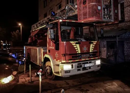 У Харкові через пожежу в багатоповерхівці евакуювали десятки людей