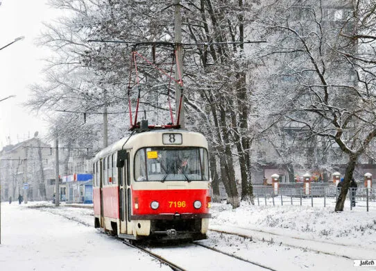 У Харкові повернулися на дороги трамваї та тролейбуси, але ситуація критична