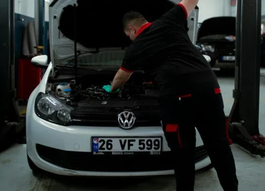 Рулевые тяги для Volkswagen: как выбрать, когда менять и зачем нужны