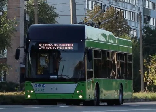 У Харкові запустили тролейбус, який не працював понад чотири роки