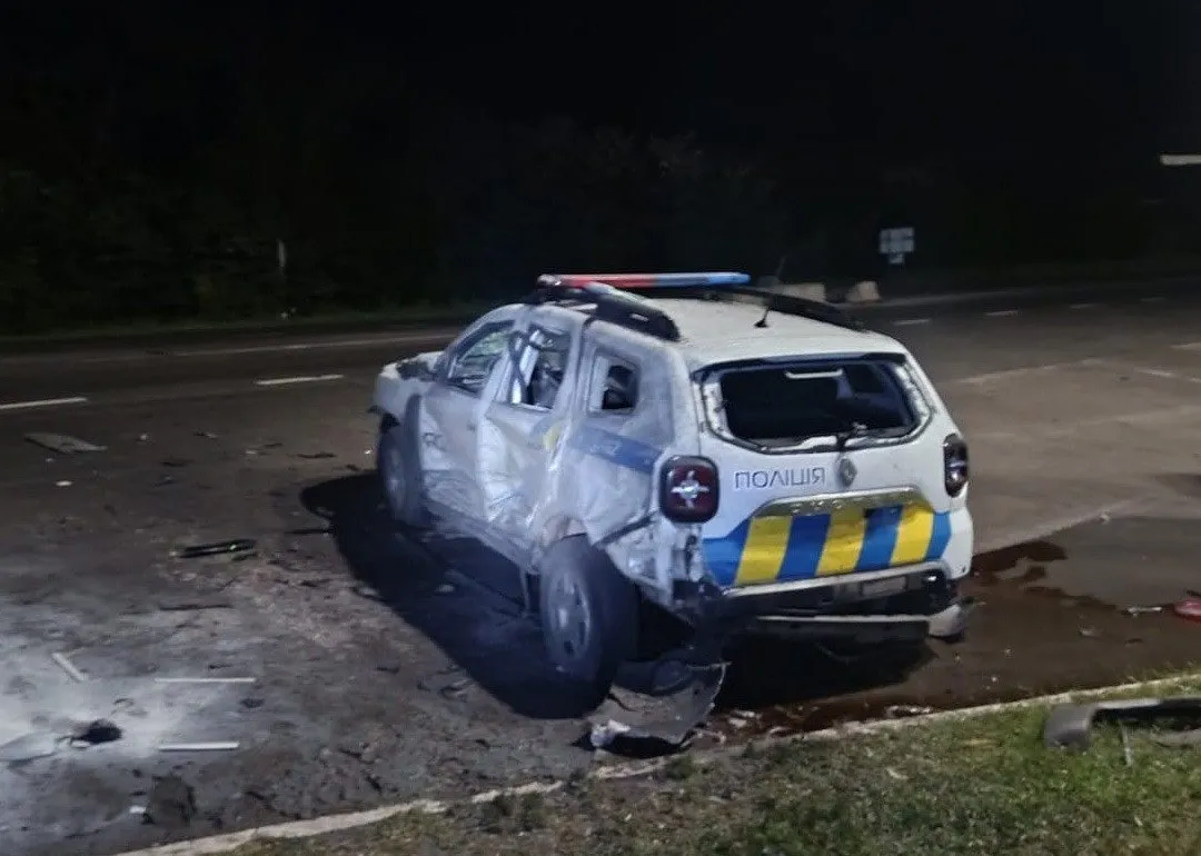 Удар БпЛА по авто з поліцейськими на Чугуївщині