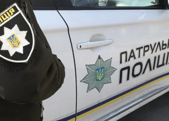 На Харківщині шукають вандалів, які побили майже сотню надгробків на кладовищі