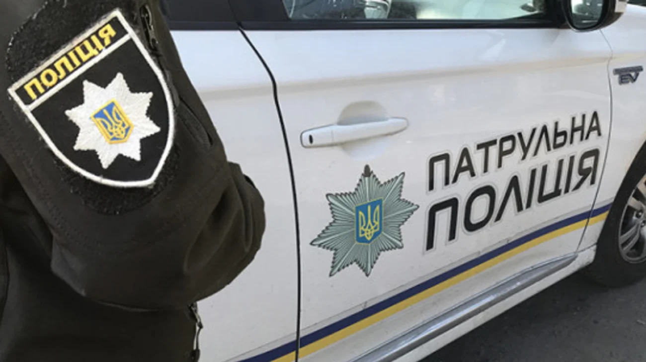 На Харківщині шукають вандалів, які побили майже сотню надгробків на кладовищі