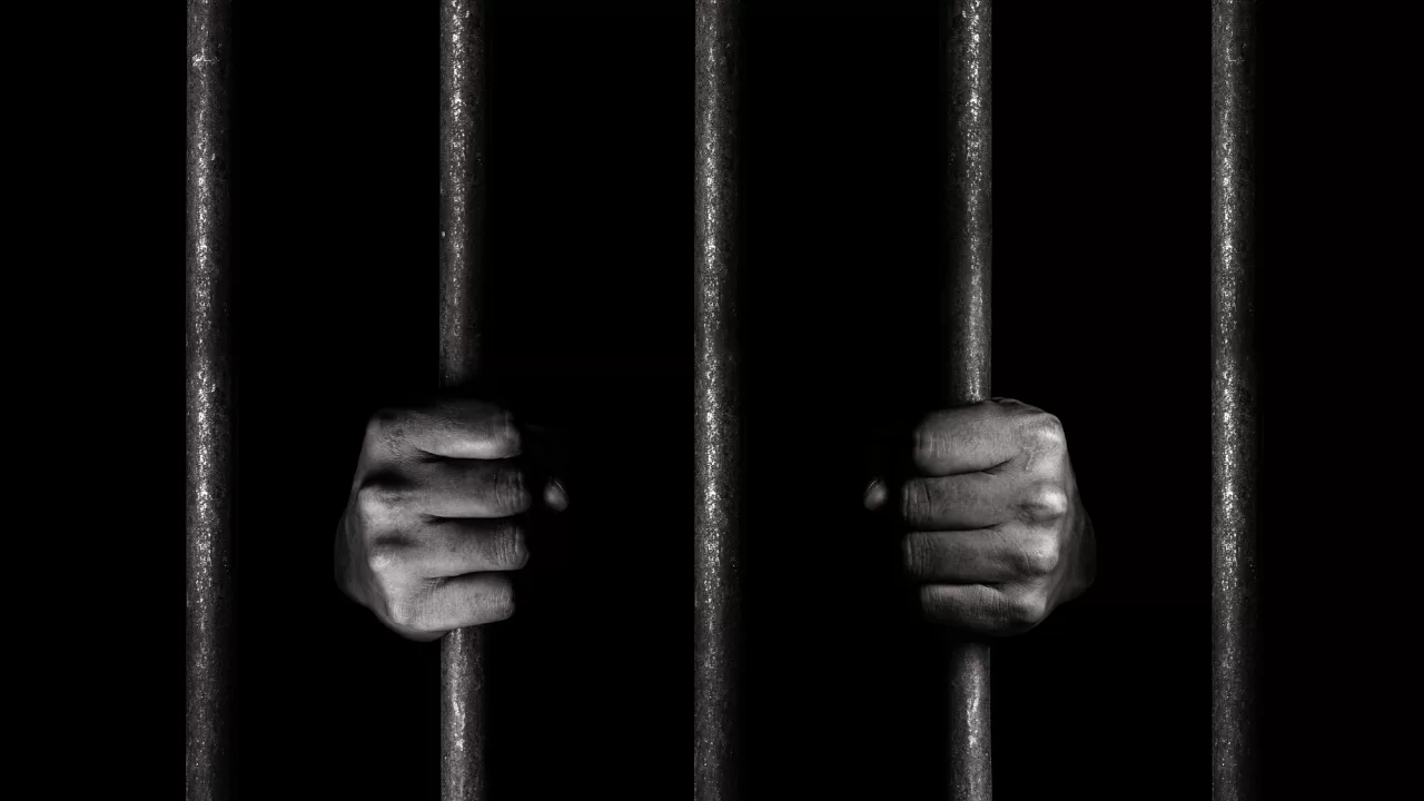 На Харківщині чоловік зґвалтував 8-річну дівчинку