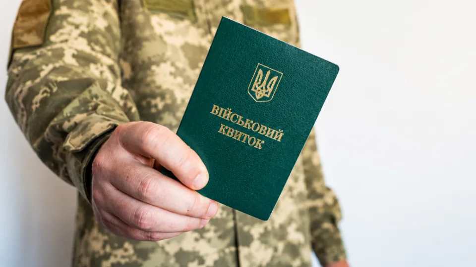 На Харківщині напали на працівника ТЦК під час перевірки документів: нападника затримано