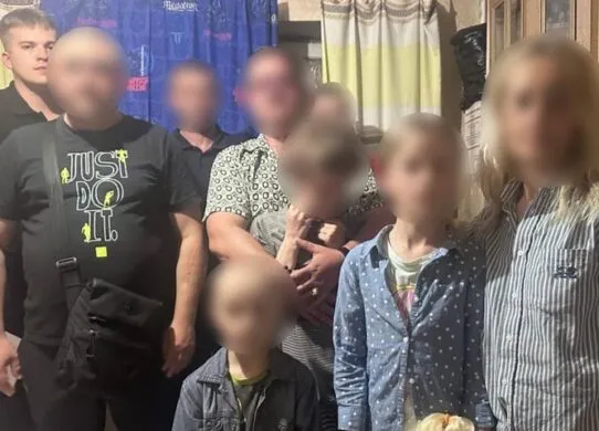 Через відео в телеграм-каналі у харків'янки вилучили дітей: малюка били на вулиці