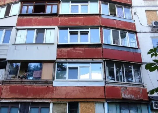 У Харкові з вікна п'ятого поверху випав і загинув 3-річний хлопчик