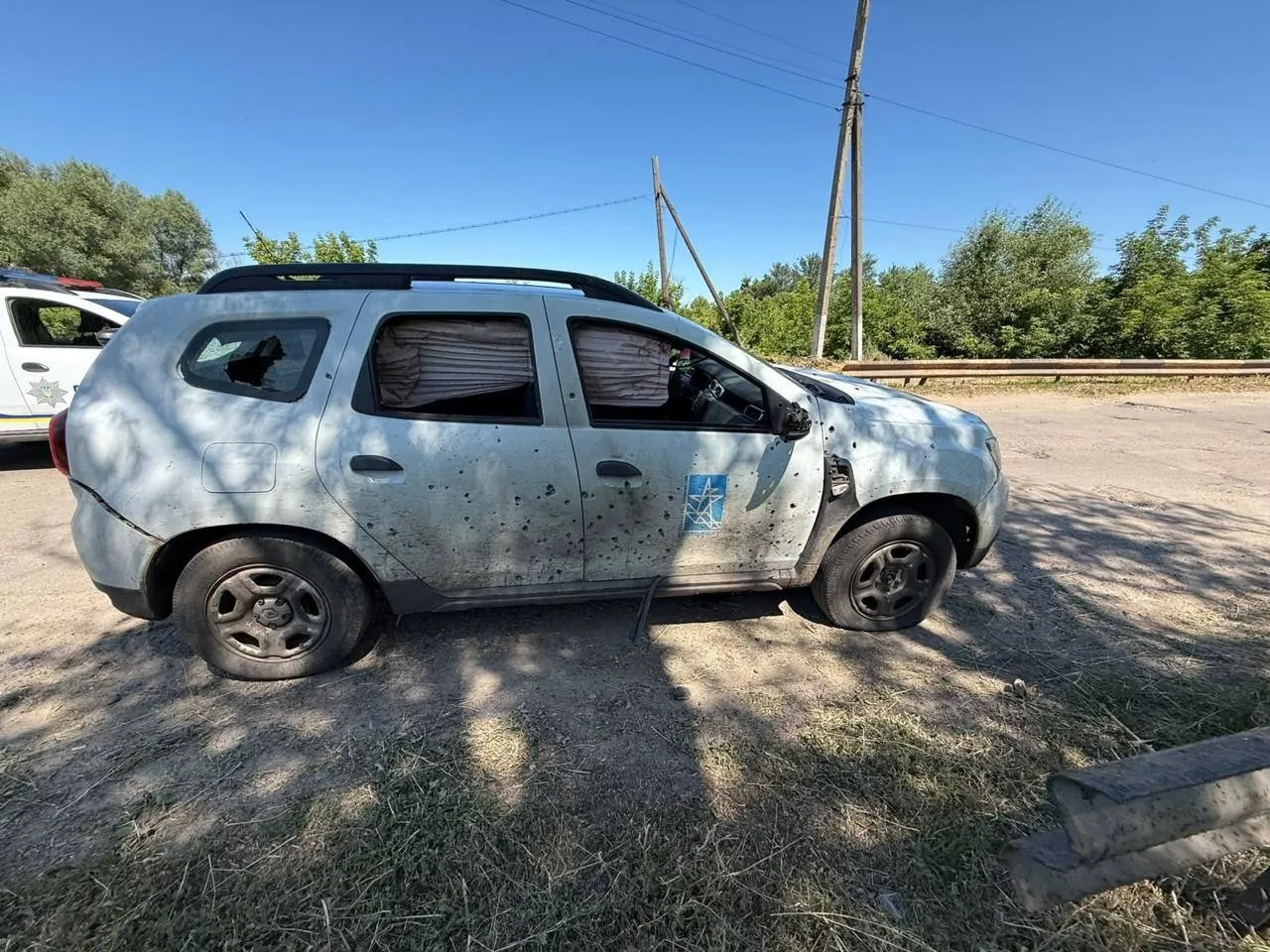 На Харківщині під удар ворожого безпілотника потрапила бригада енергетиків: є поранений