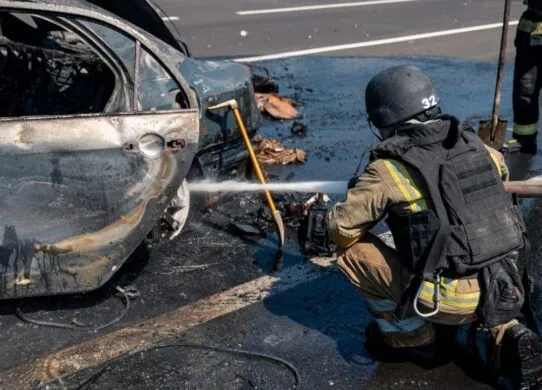 Авіаудар по Харкову: загинув чоловік, 20 постраждалих