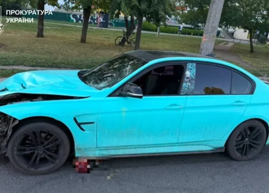 Смертельна ДТП у Харкові: 18-річний п'яний водій збив насмерть чоловіка на електросамокаті