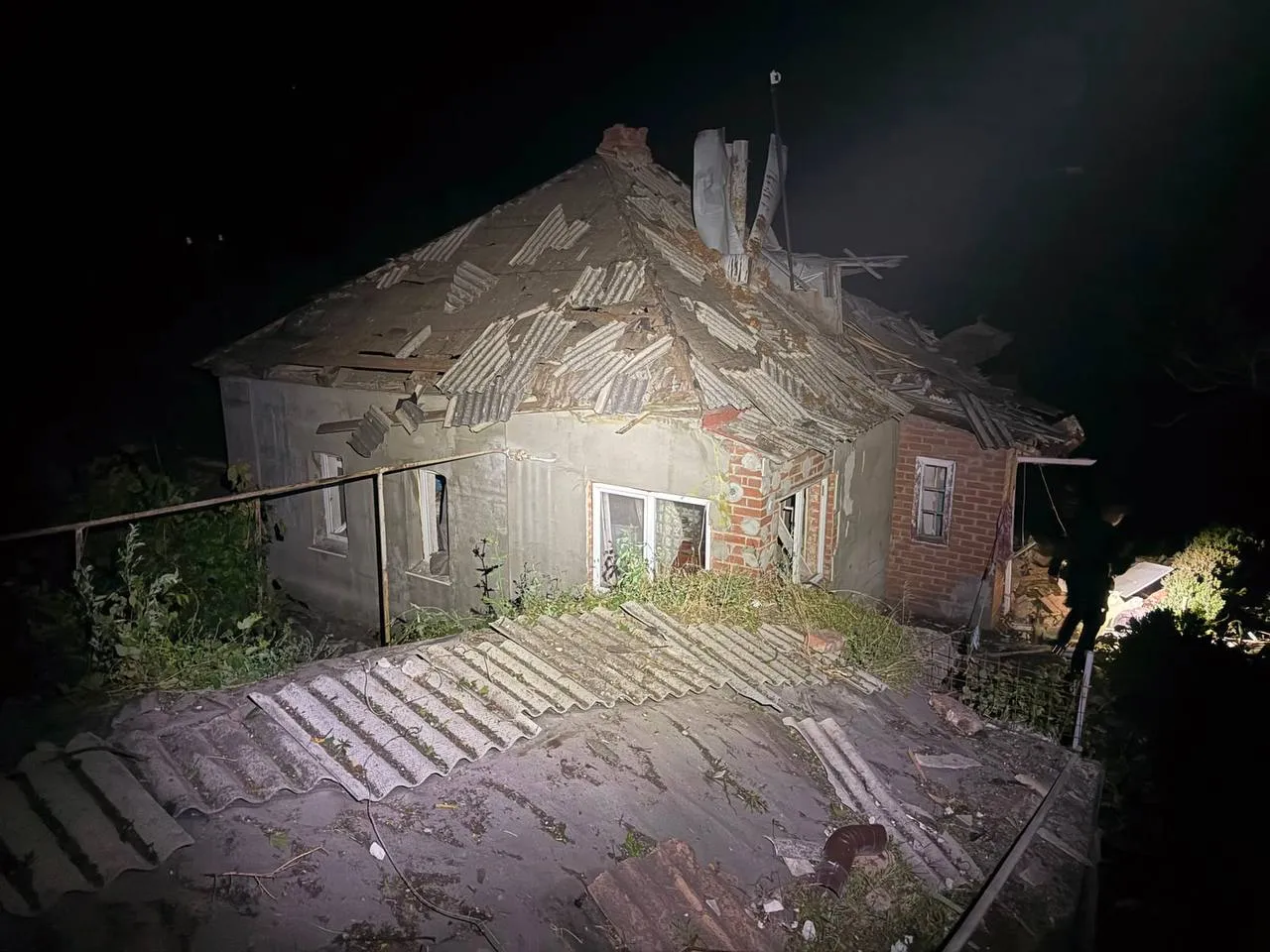 Росіяни ввечері атакували авіабомбами Ізюм на Харківщині: деталі