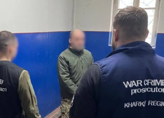 У Харкові засудили російського військовополоненого за знущання з жінок у Куп'янську