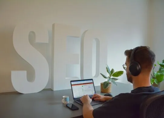 Чому красивий сайт не працює і як SEO просування в Києві підкорить Google