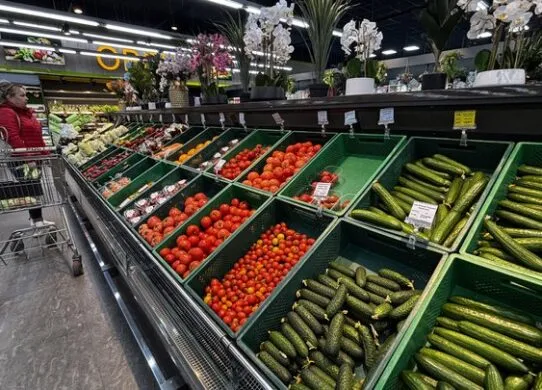 Синєгубов розповів, чи зникнуть продукти з полиць на Харківщині