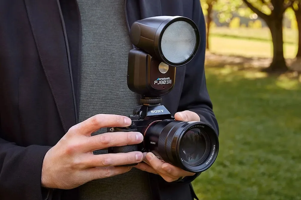 Технічні компроміси між Godox V1, Westcott FJ80-SE та Neewer Z2 Pro
