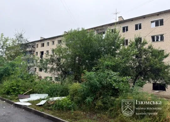 Ізюм перебуватиме без світла й води щонайменше до завтра через масштабні руйнування інфраструктури