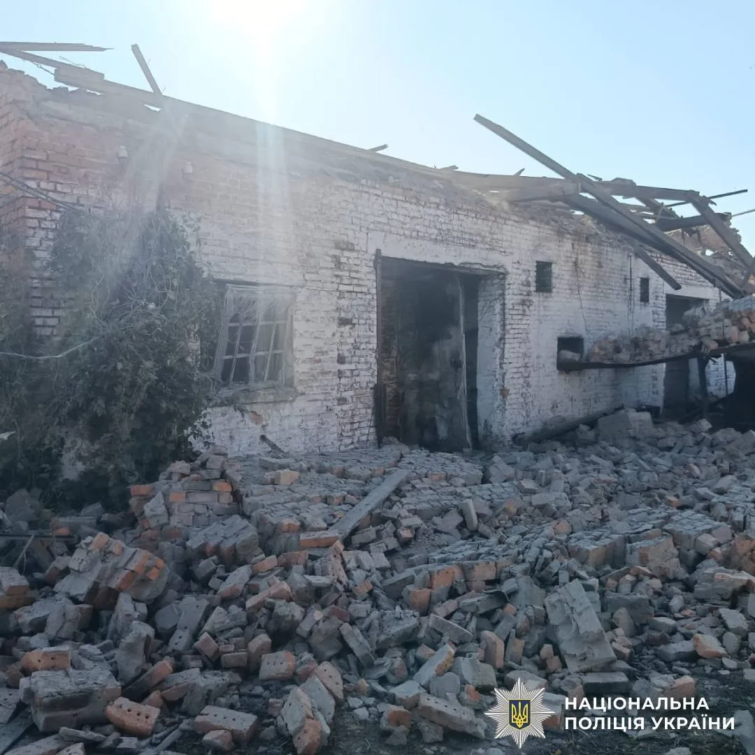 Внаслідок атаки російських дронів на село під Харковом постраждали четверо жінок