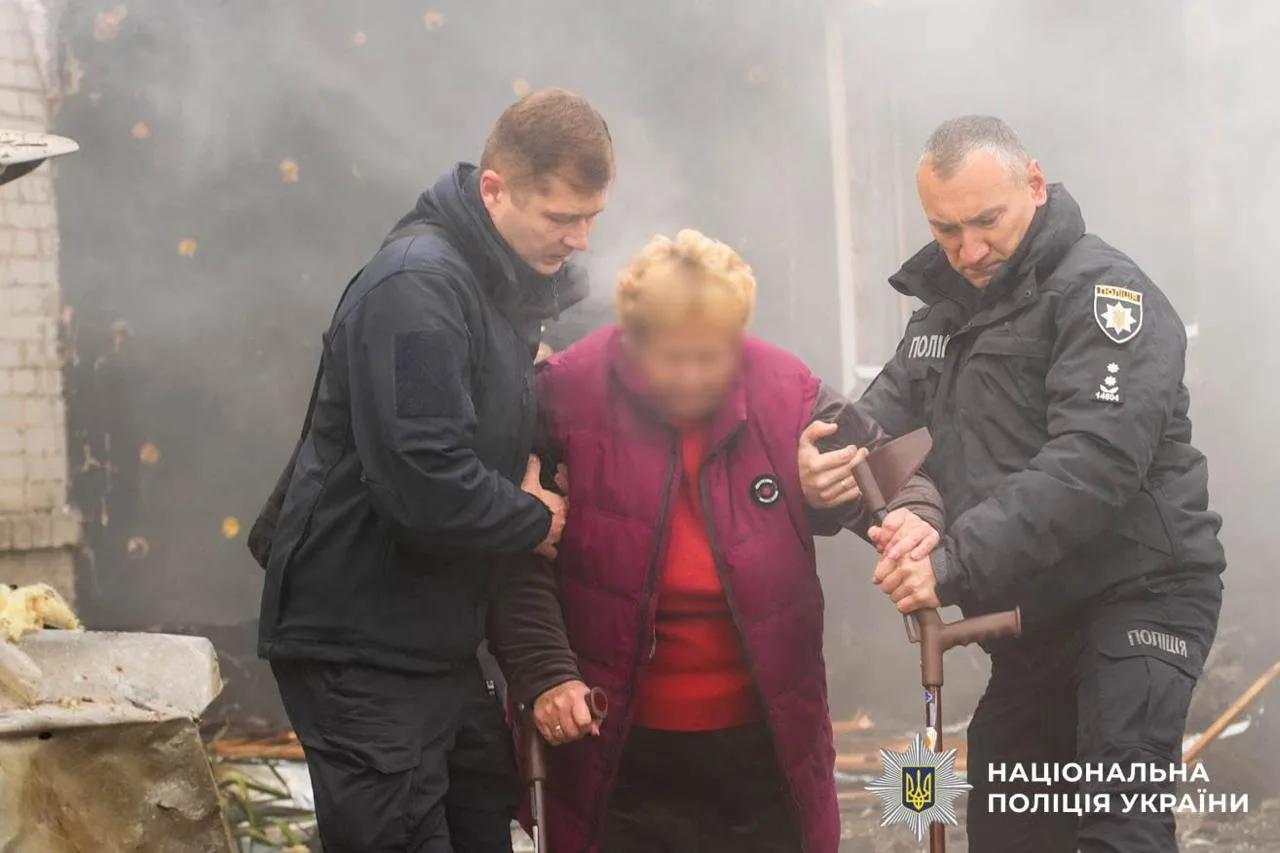 Мер Харкова Терехов повідомив про наслідки влучання у житловий будинок в Основʼянському районі